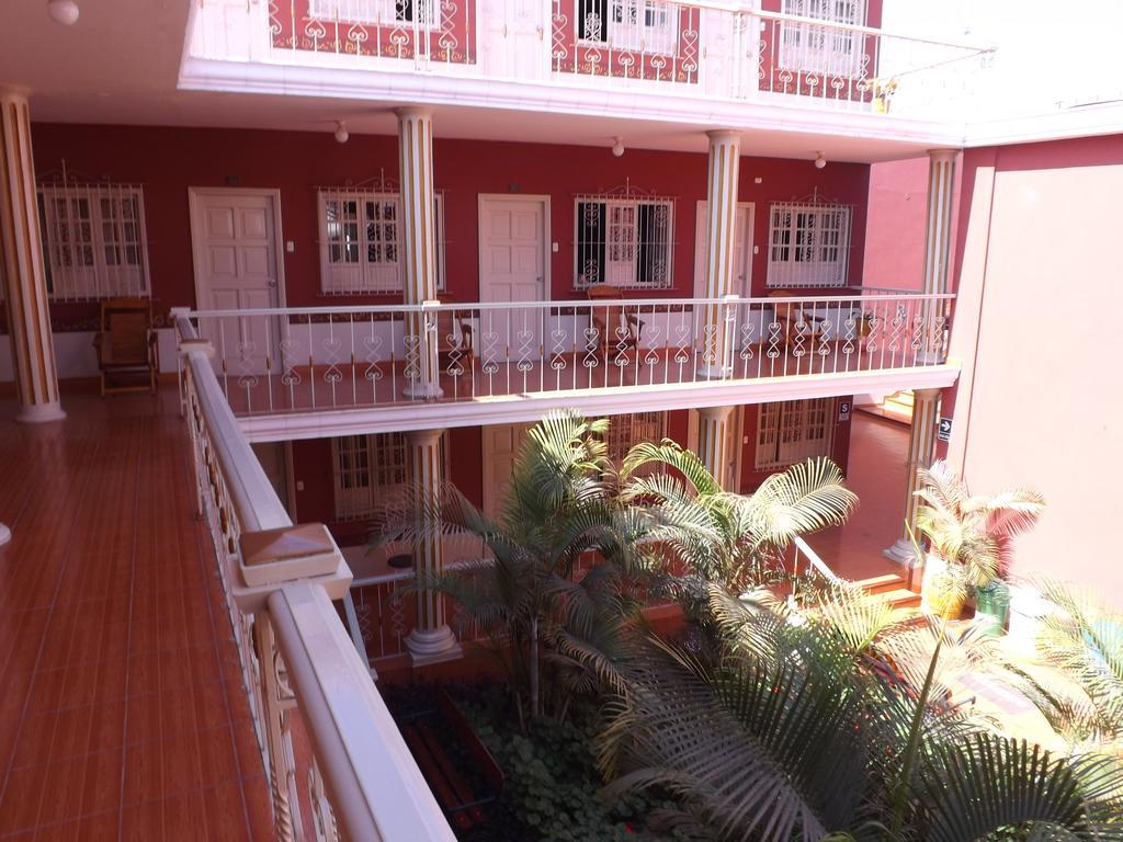 Hotel Colonial 特鲁希略 外观 照片