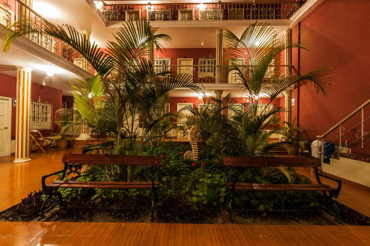 Hotel Colonial 特鲁希略 外观 照片