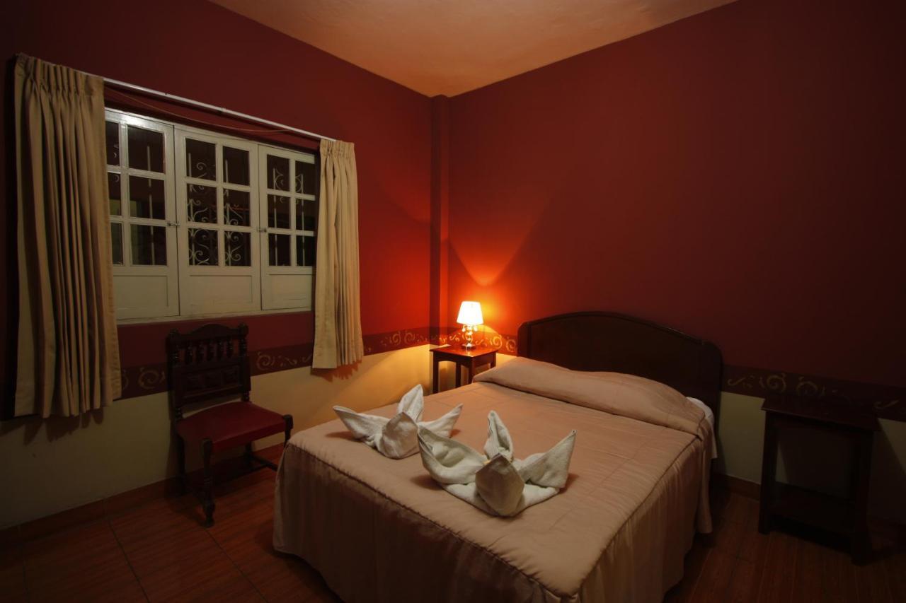 Hotel Colonial 特鲁希略 外观 照片