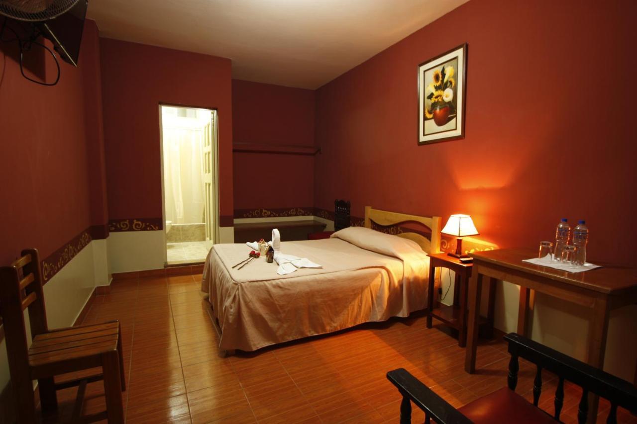 Hotel Colonial 特鲁希略 外观 照片