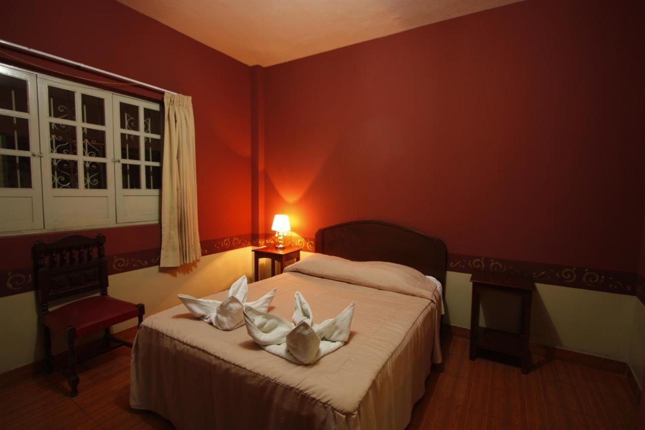 Hotel Colonial 特鲁希略 外观 照片