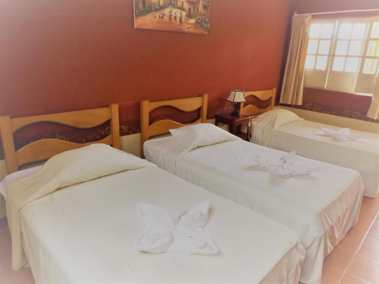 Hotel Colonial 特鲁希略 外观 照片