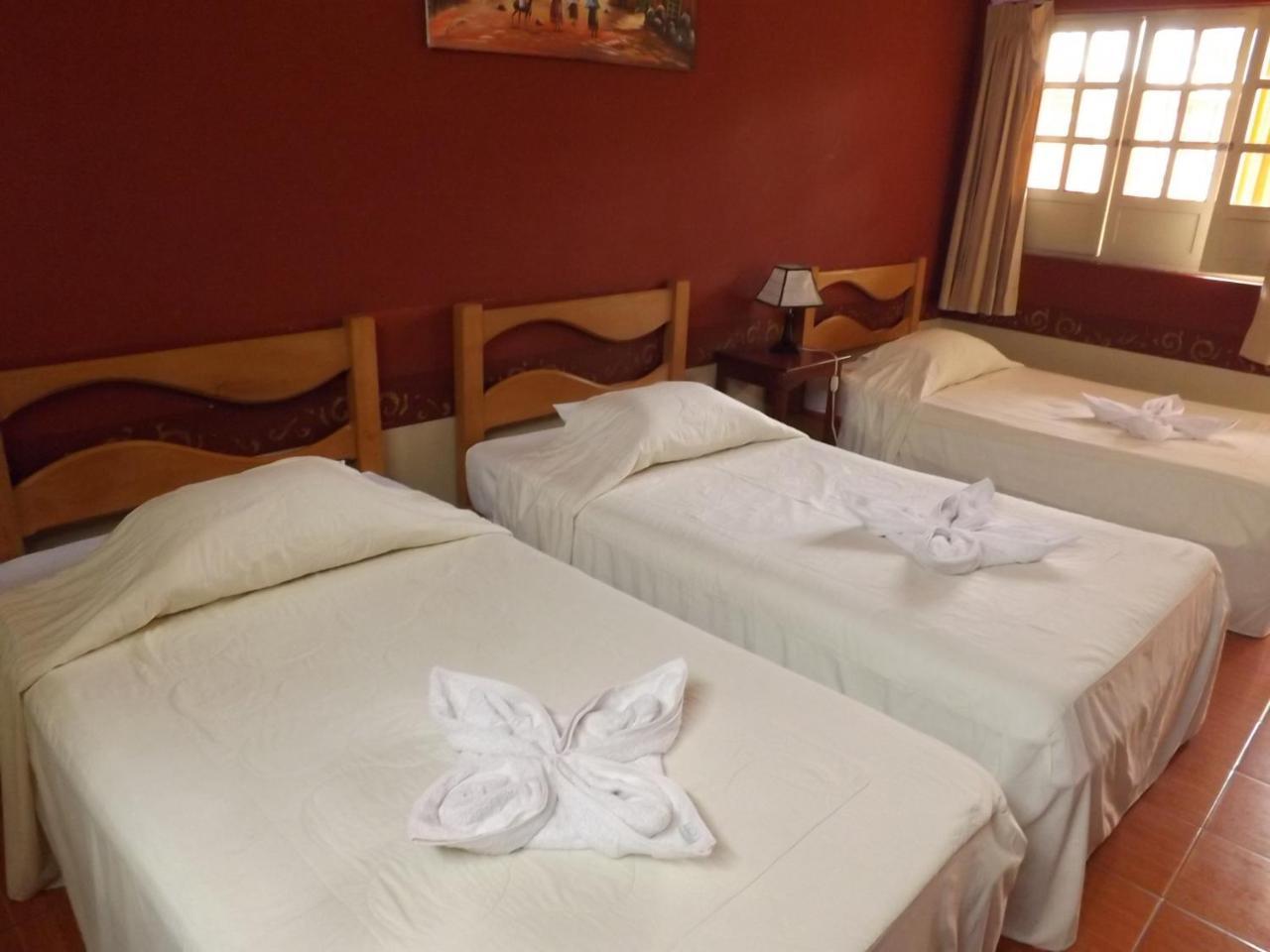 Hotel Colonial 特鲁希略 外观 照片