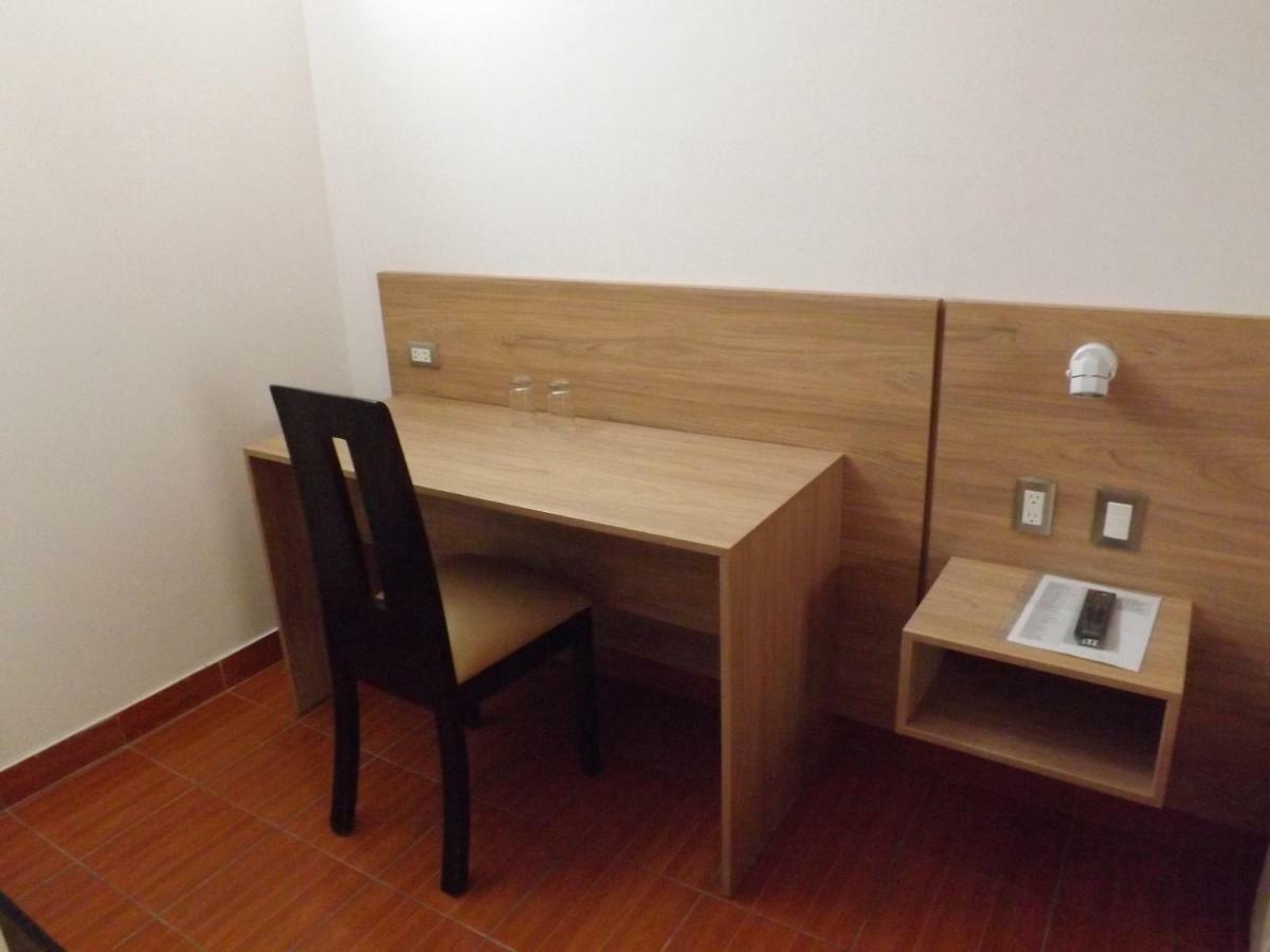 Hotel Colonial 特鲁希略 外观 照片