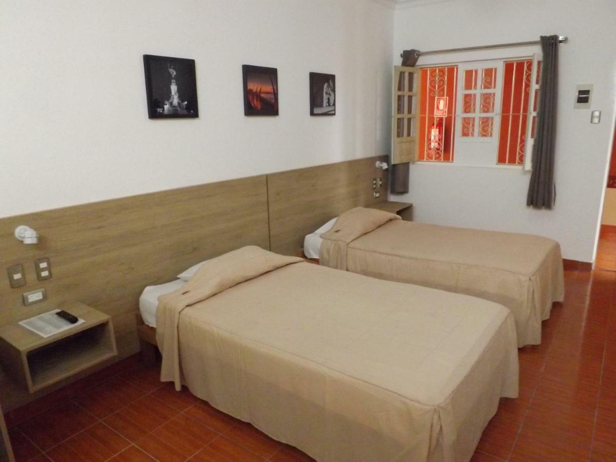 Hotel Colonial 特鲁希略 外观 照片