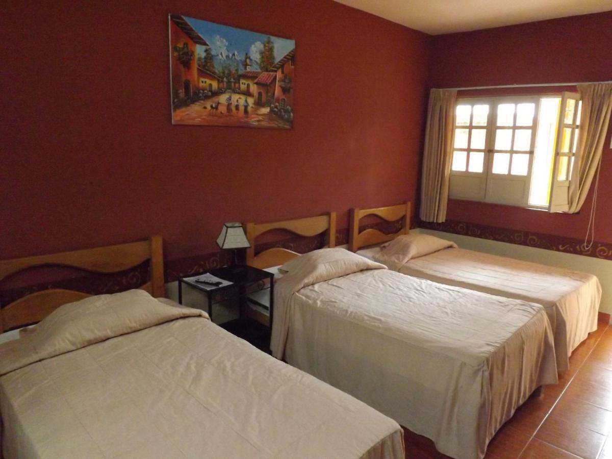 Hotel Colonial 特鲁希略 外观 照片